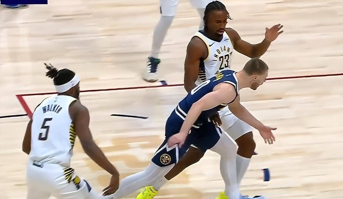 赛地聚焦:NBA季后赛今夜热度飙升,印第安纳步行者官宣签约,话题不断,年轻球员得到机会的简单介绍 赛地聚焦:NBA季后赛今夜热度飙升,印第安纳步行者官宣签约,话题不断,年轻球员得到机会的简单介绍