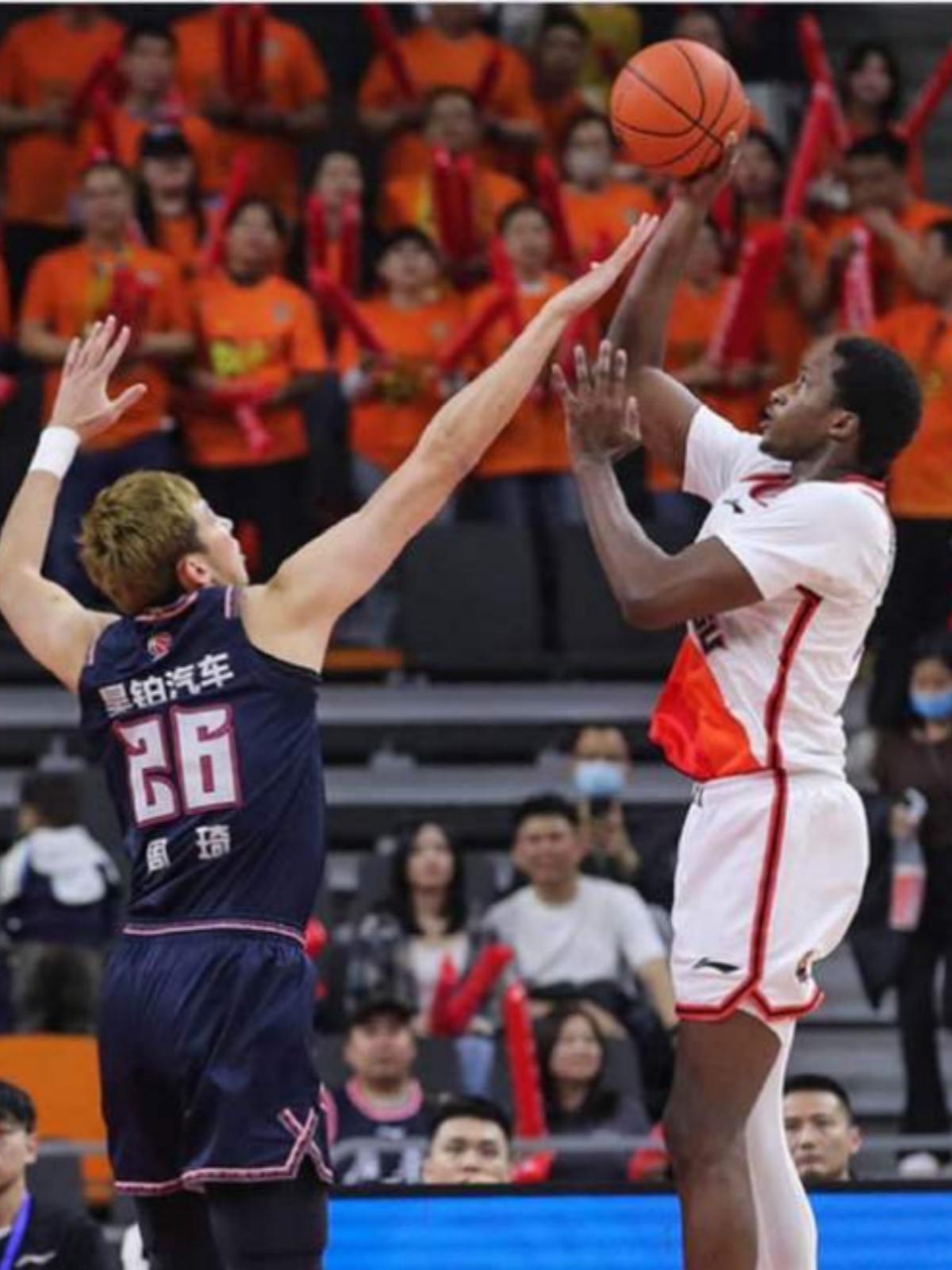 开云入口-冲刺阶段奥兰多魔术调整名单以备欧篮联，回应争议环节打磨，压力陡增，赛程密集仍需轮换的简单介绍